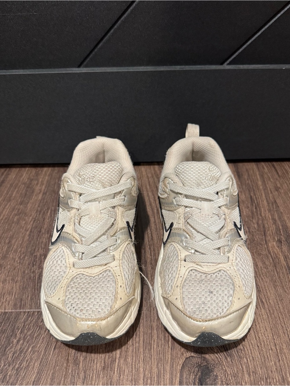 Girls Nike V5 RNR Running Shoes